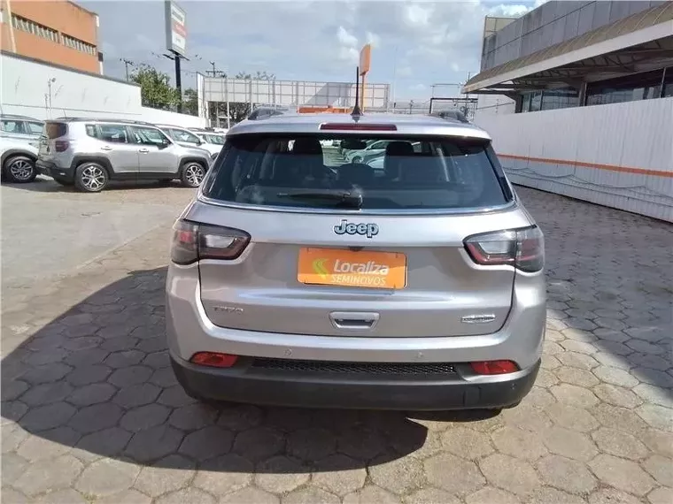 Jeep Compass Prata 15