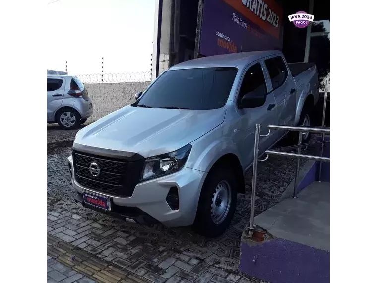 Nissan Frontier Prata 6