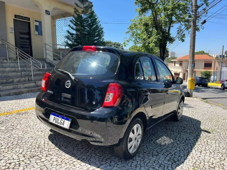 Nissan March Preto 11