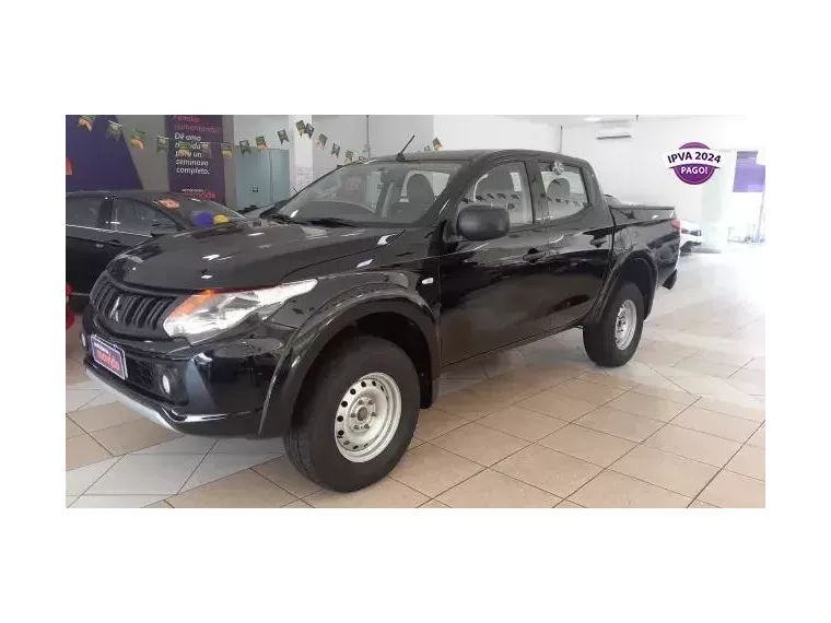 Mitsubishi L200 Preto 5