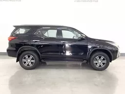 Toyota Hilux SW4