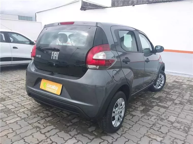 Fiat Mobi Prata 4