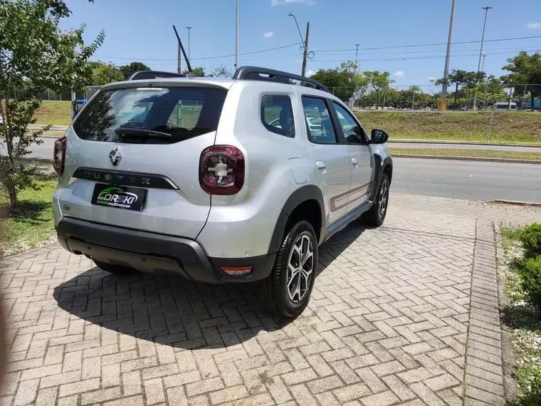 Renault Duster Prata 24