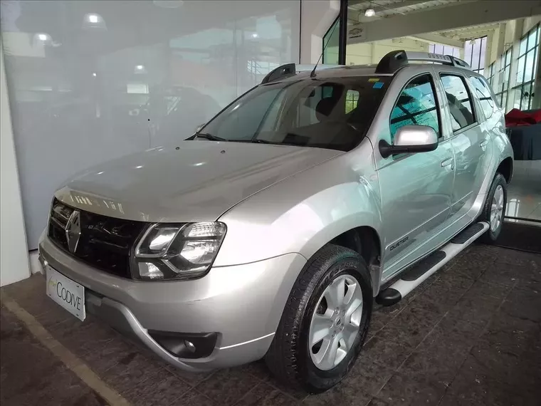 Renault Duster Prata 12