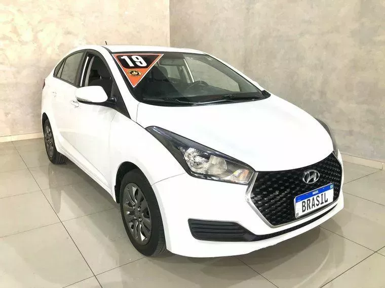 Hyundai HB20S Branco 11