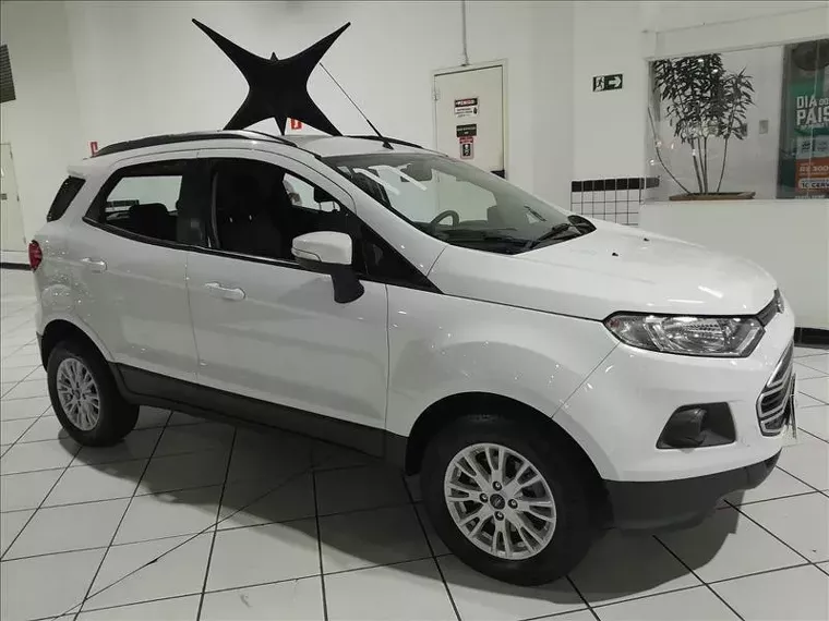 Ford Ecosport Branco 3