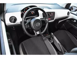 Volkswagen Cross UP