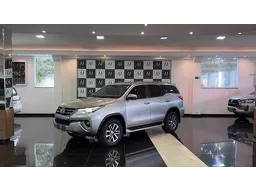 Toyota Hilux SW4