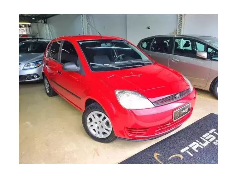 Ford Fiesta Vermelho 4