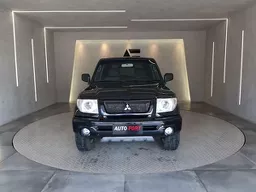 Mitsubishi Pajero TR4