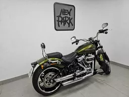 Harley-Davidson Breakout