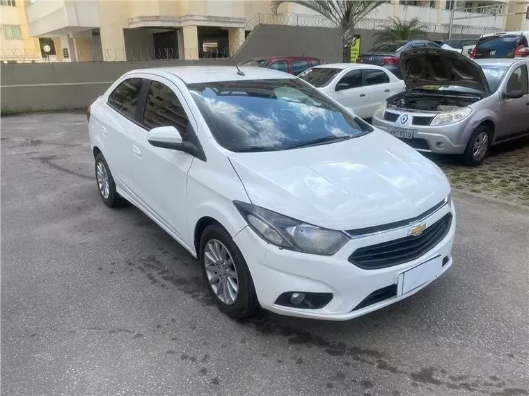 Chevrolet Prisma Branco 8