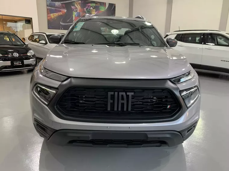 Fiat Toro Prata 1