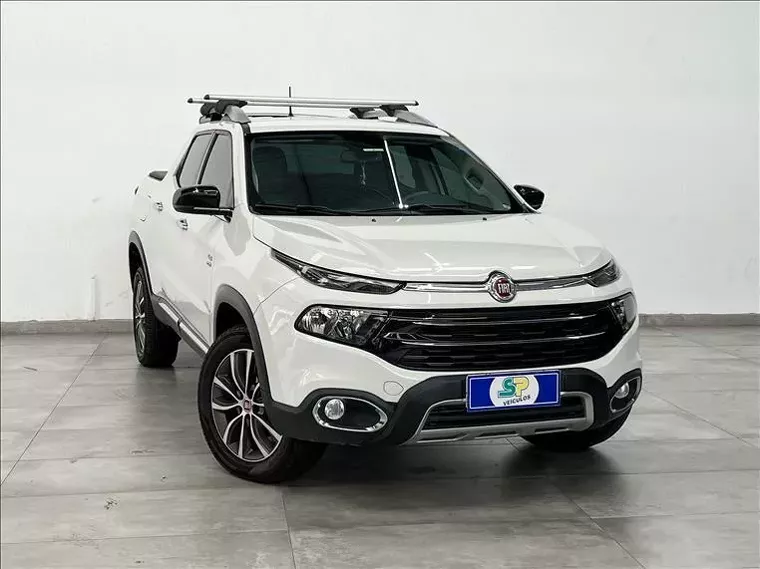 Fiat Toro Branco 1