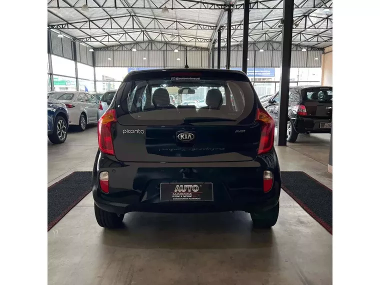 KIA Picanto Preto 6