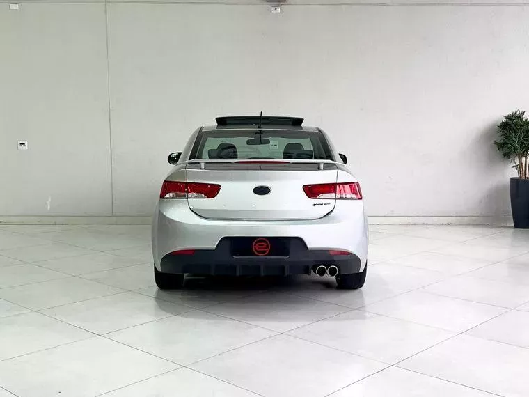 KIA Cerato Prata 5