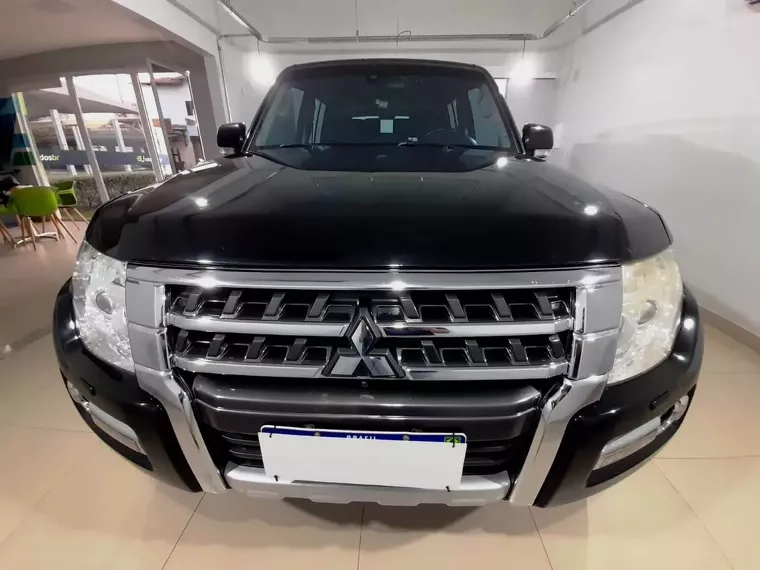 Mitsubishi Pajero Full Preto 18