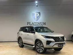 Toyota Hilux SW4