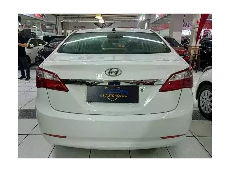 Hyundai HB20S Branco 5