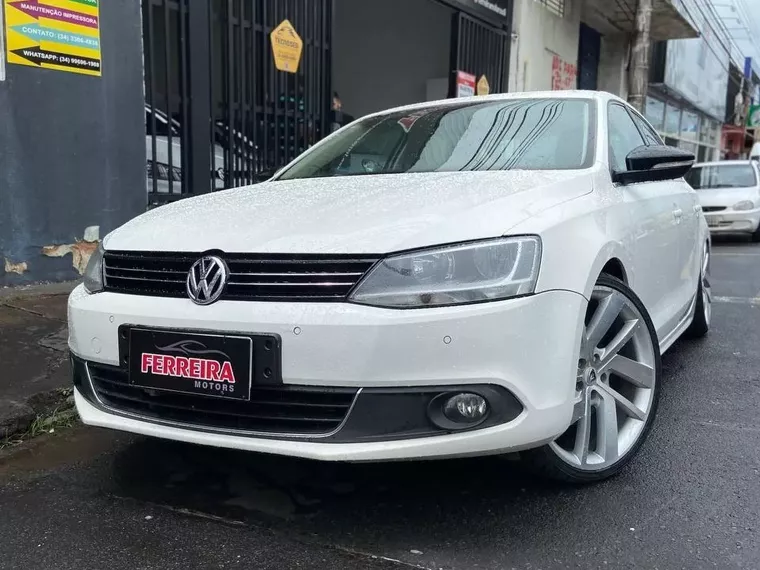 Volkswagen Jetta Branco 8