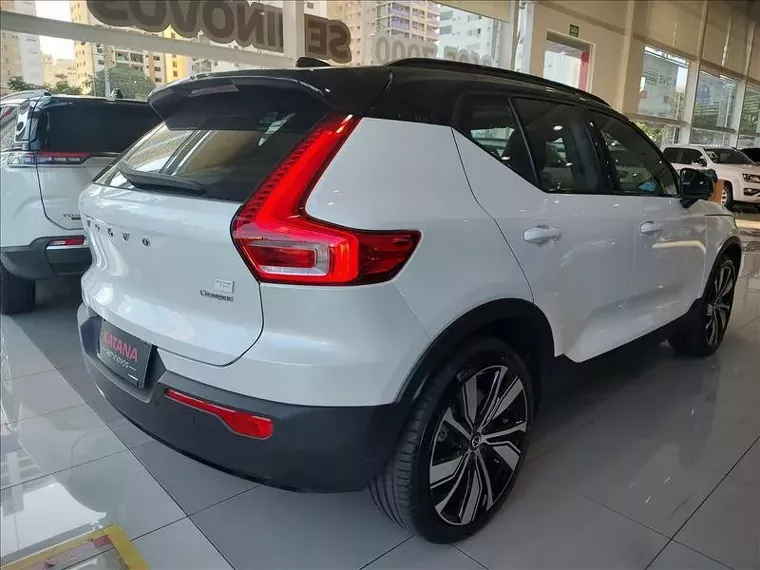 Volvo XC40 Branco 6