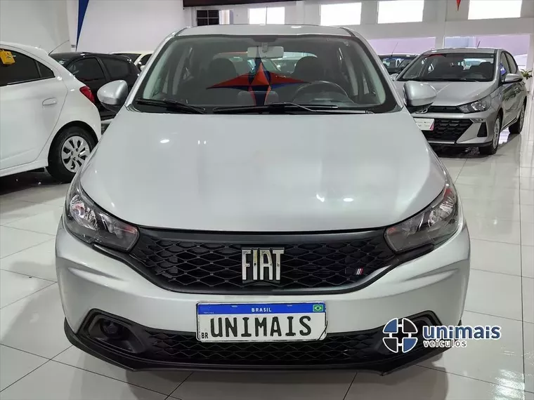 Fiat Argo Prata 10