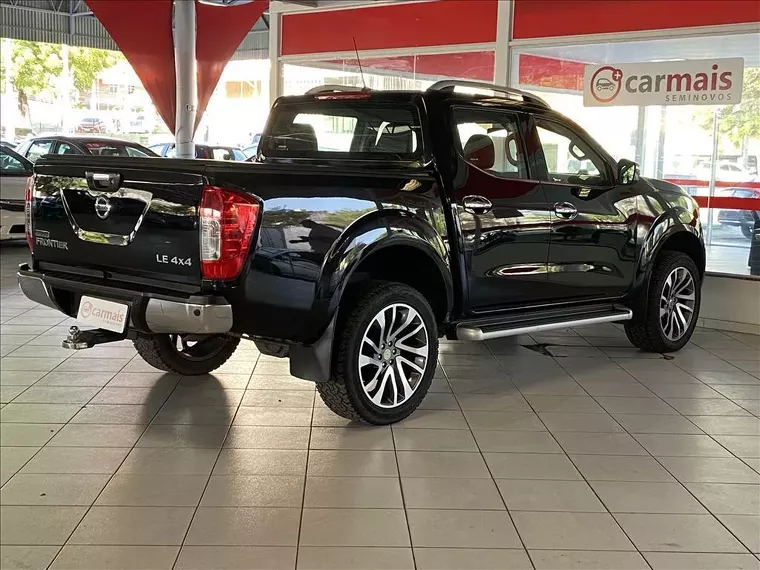 Nissan Frontier Preto 7