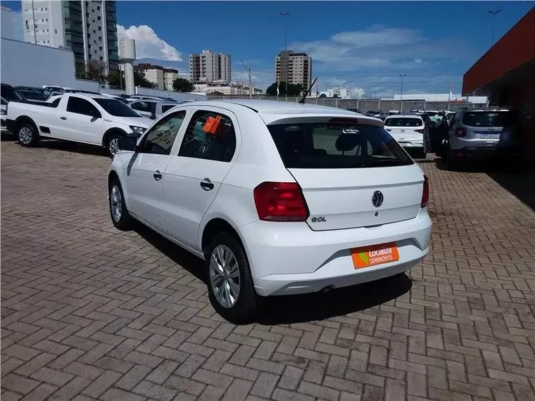 Volkswagen Gol Branco 8