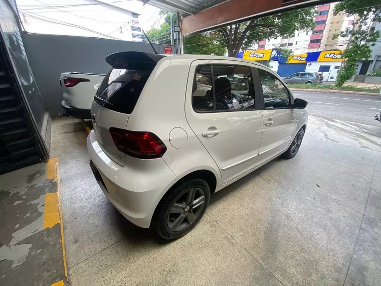 Volkswagen Fox Branco 5