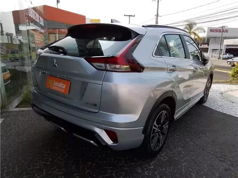 Mitsubishi Eclipse Cross Prata 3