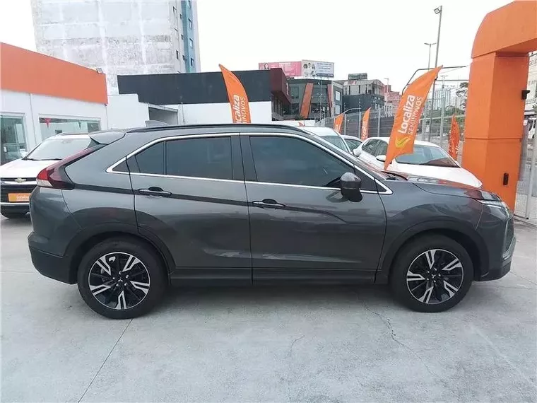 Mitsubishi Eclipse Cross Cinza 9