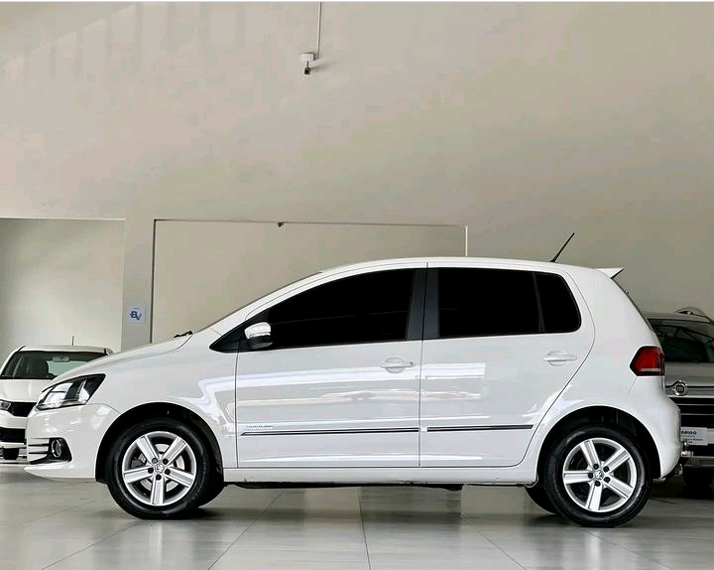 Volkswagen Fox Branco 8