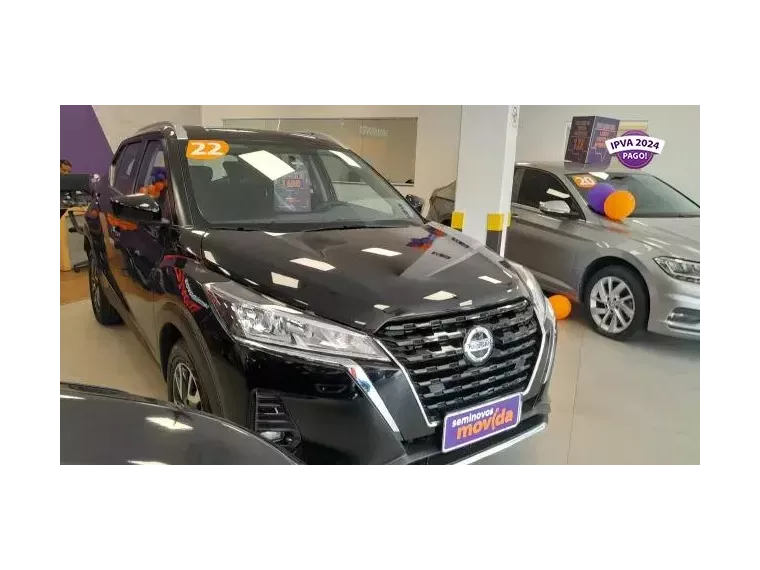 Nissan Kicks Preto 4