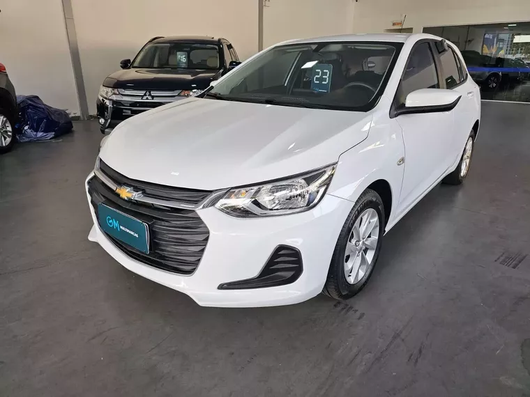 Chevrolet Onix Branco 6