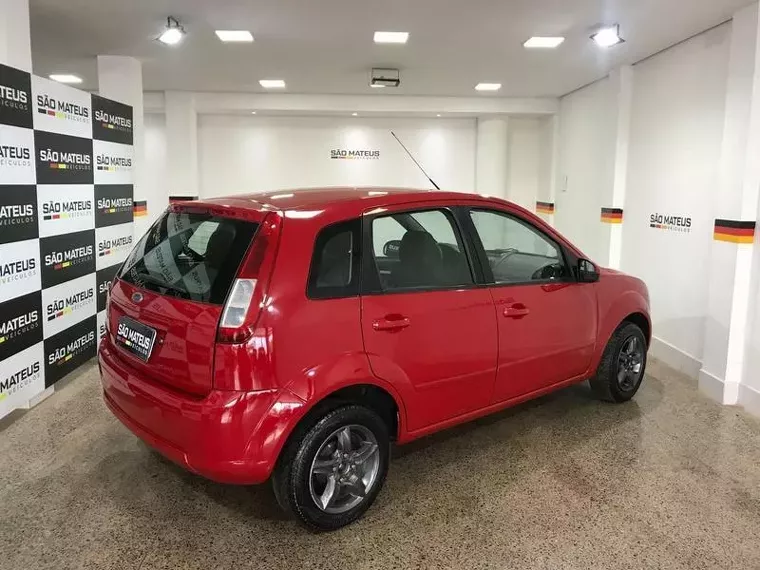 Ford Fiesta Vermelho 1