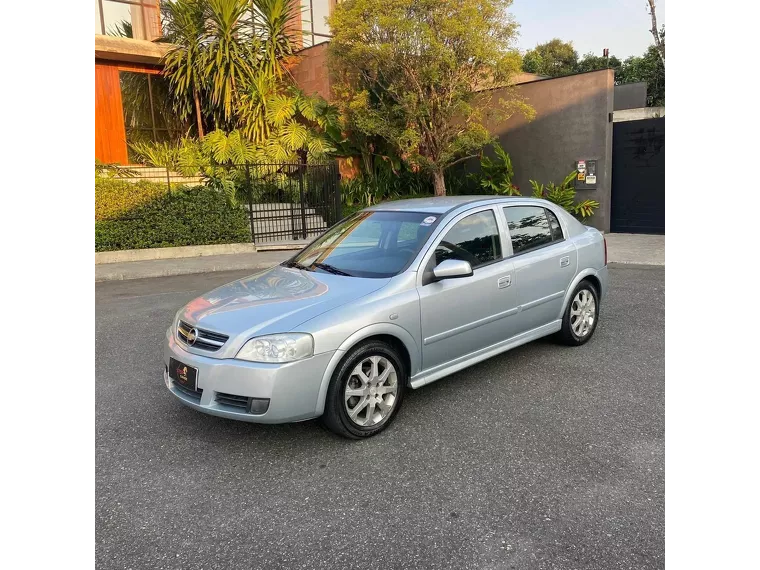 Chevrolet Astra Prata 1