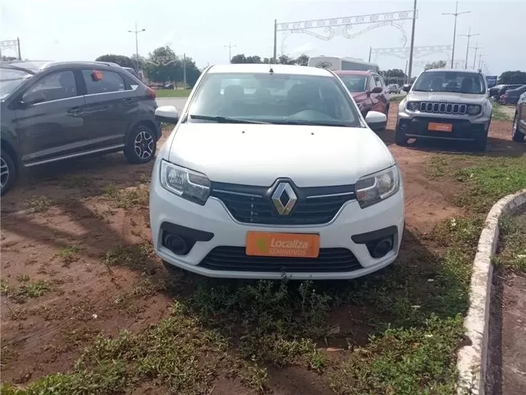 Renault Logan Branco 1