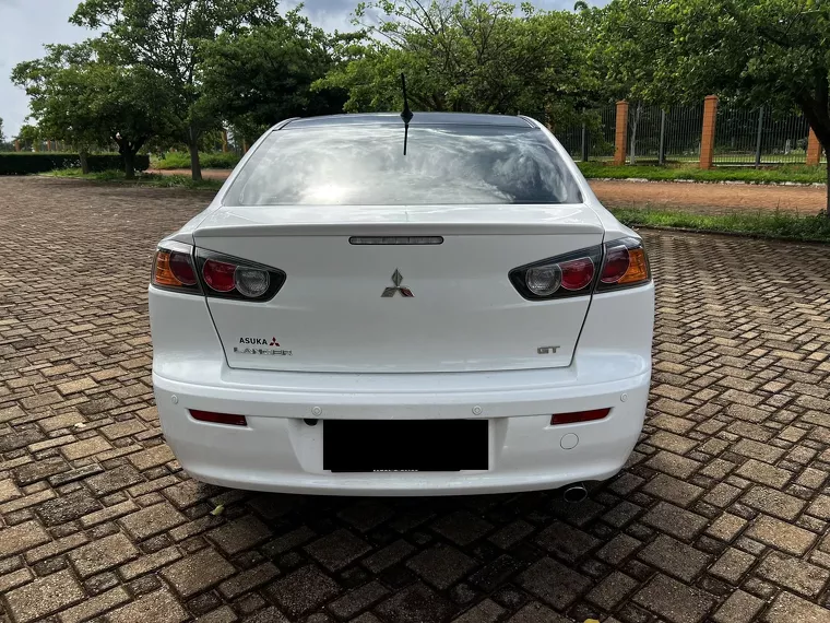 Mitsubishi Lancer Branco 2