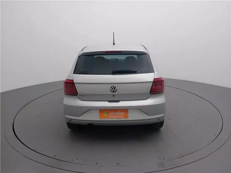 Volkswagen Gol Prata 6