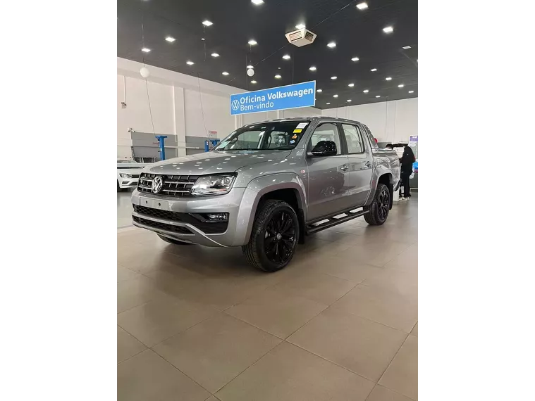 Volkswagen Amarok Cinza 7