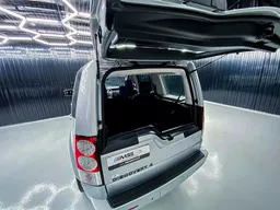 Land Rover Discovery 4