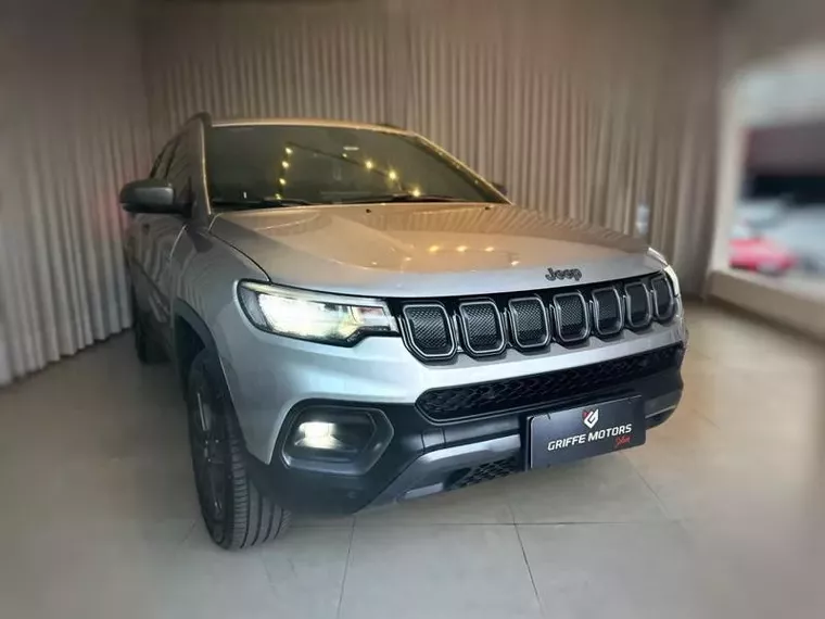 Jeep Compass Prata 11