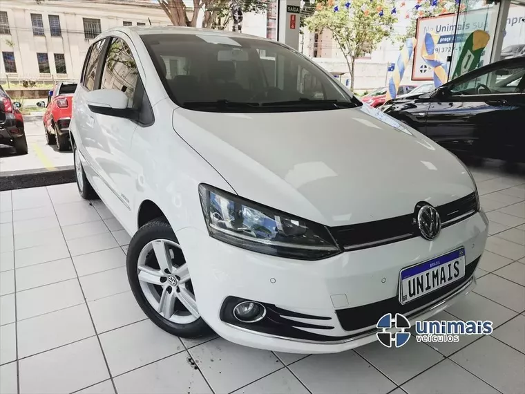 Volkswagen Fox Branco 11