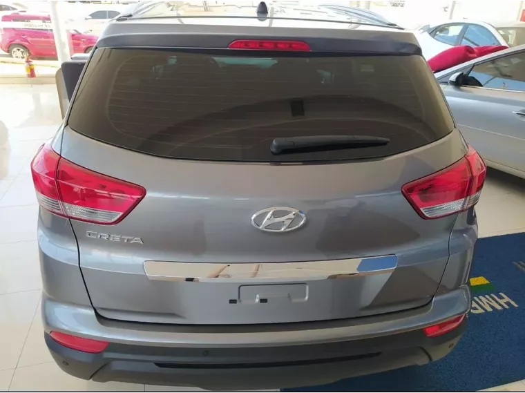 Hyundai Creta Branco 6