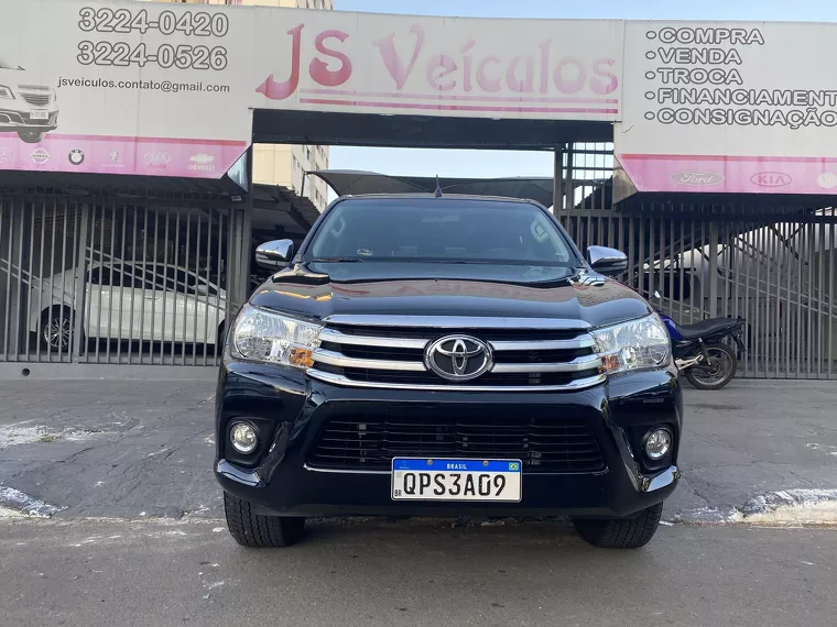 Toyota Hilux Preto 3