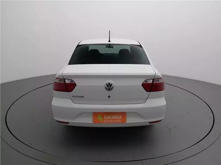 Volkswagen Voyage Branco 2