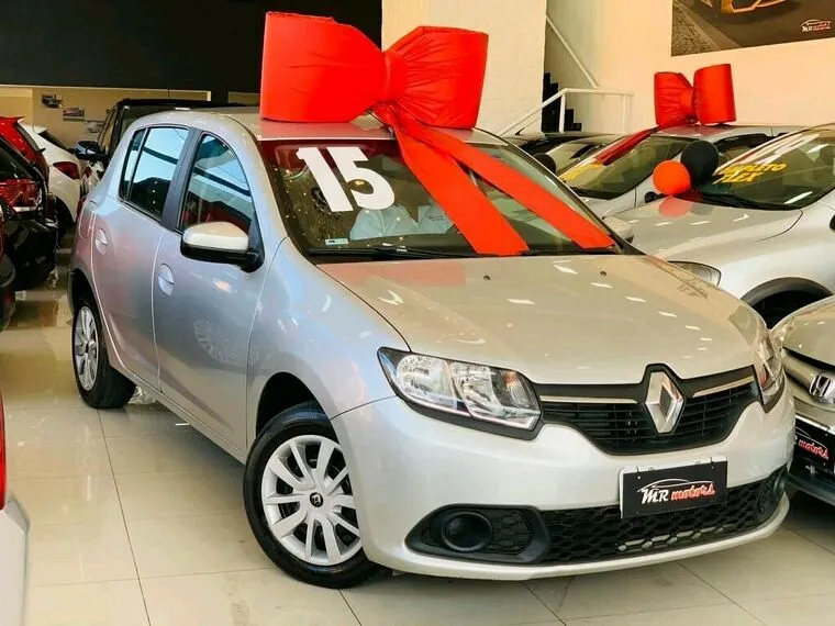 Renault Sandero Prata 3