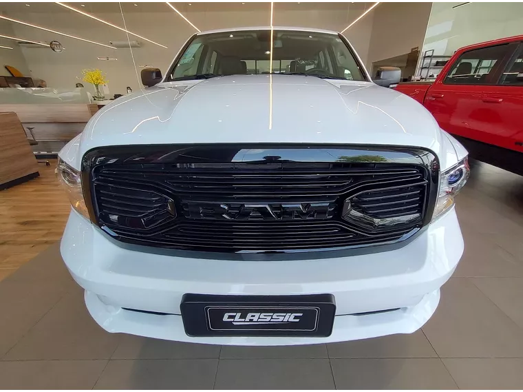 RAM Classic Branco 4