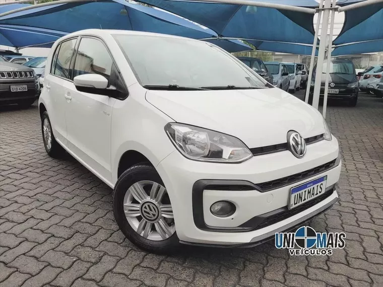 Volkswagen UP Branco 11