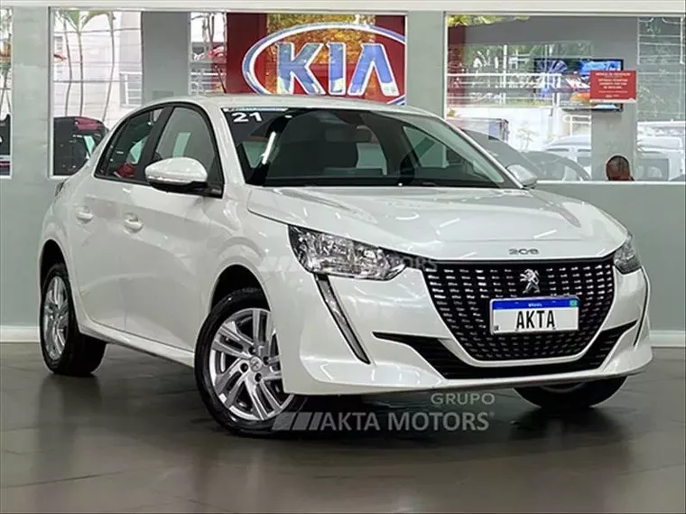 Peugeot 208 Branco 9